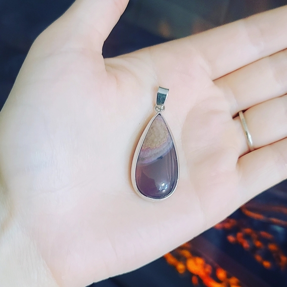 Cute Rainbow Agate Teardrop Pendant - Picture 3 of 4